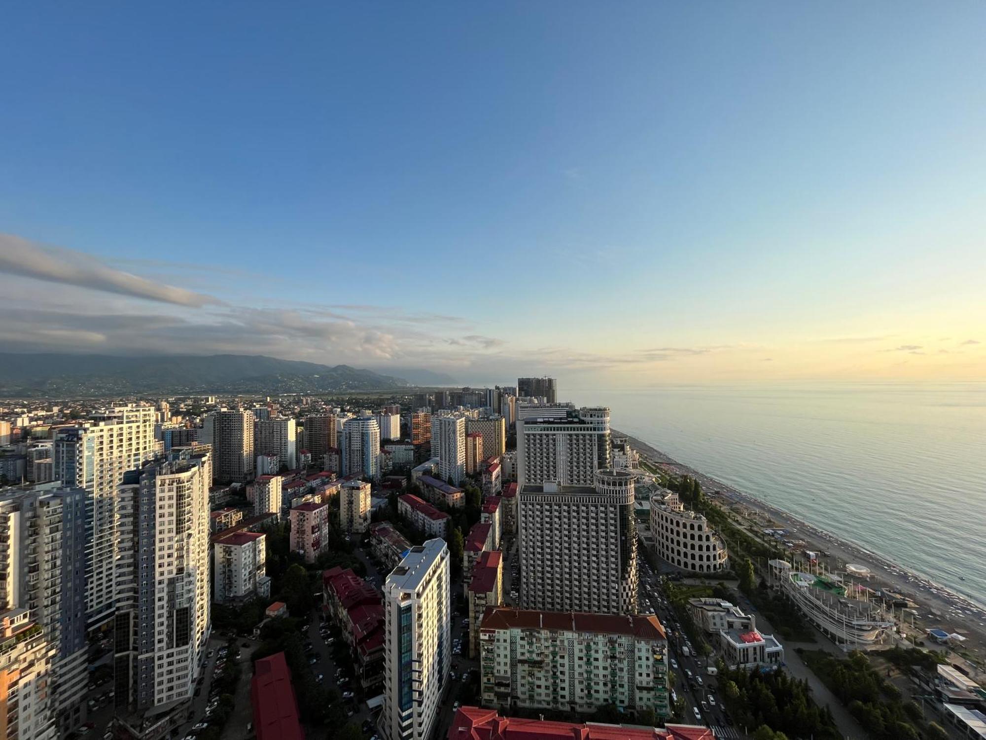 Orbi City Sun Tower 43 Floor Batumi Eksteriør bilde