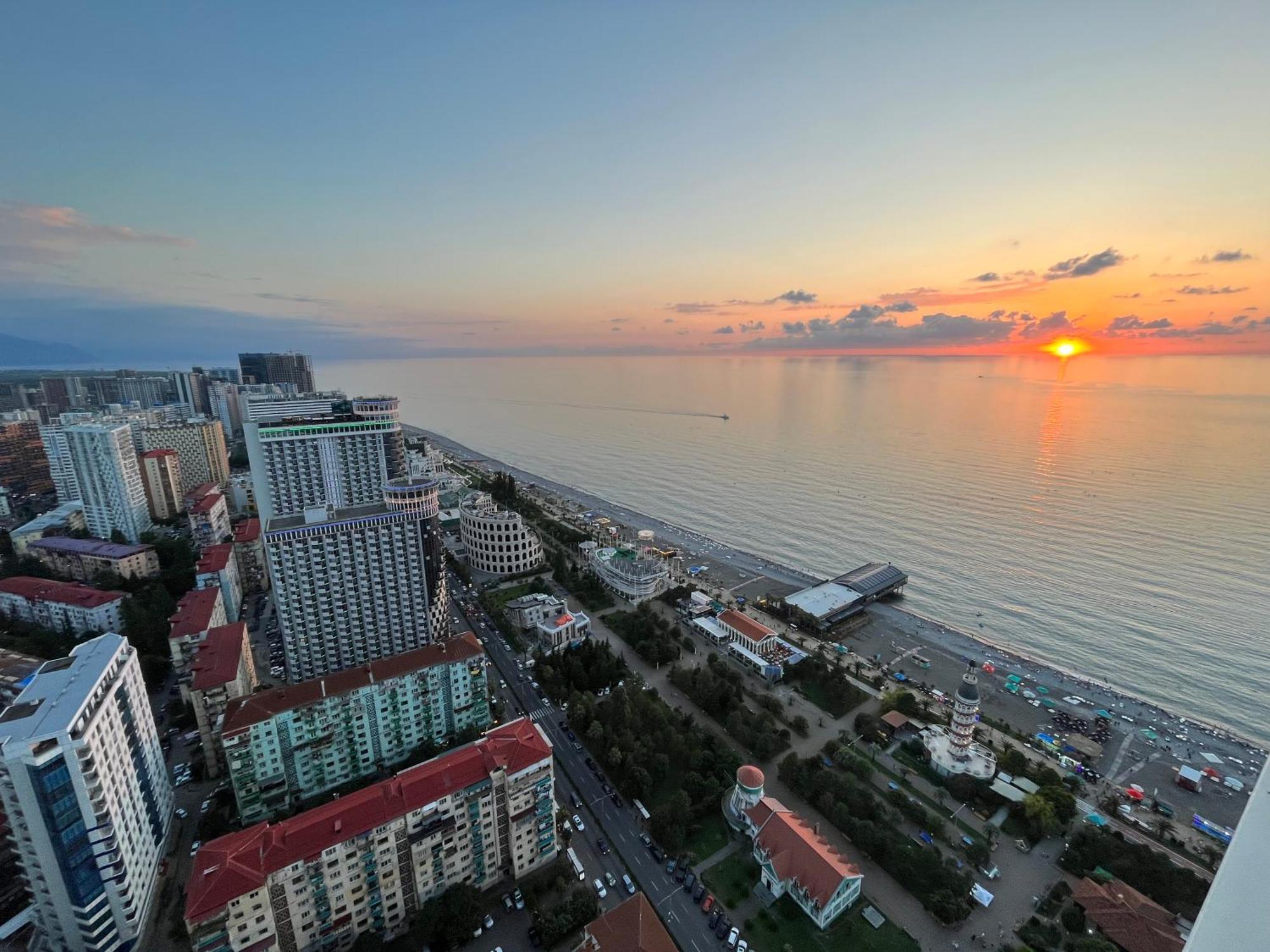 Orbi City Sun Tower 43 Floor Batumi Eksteriør bilde