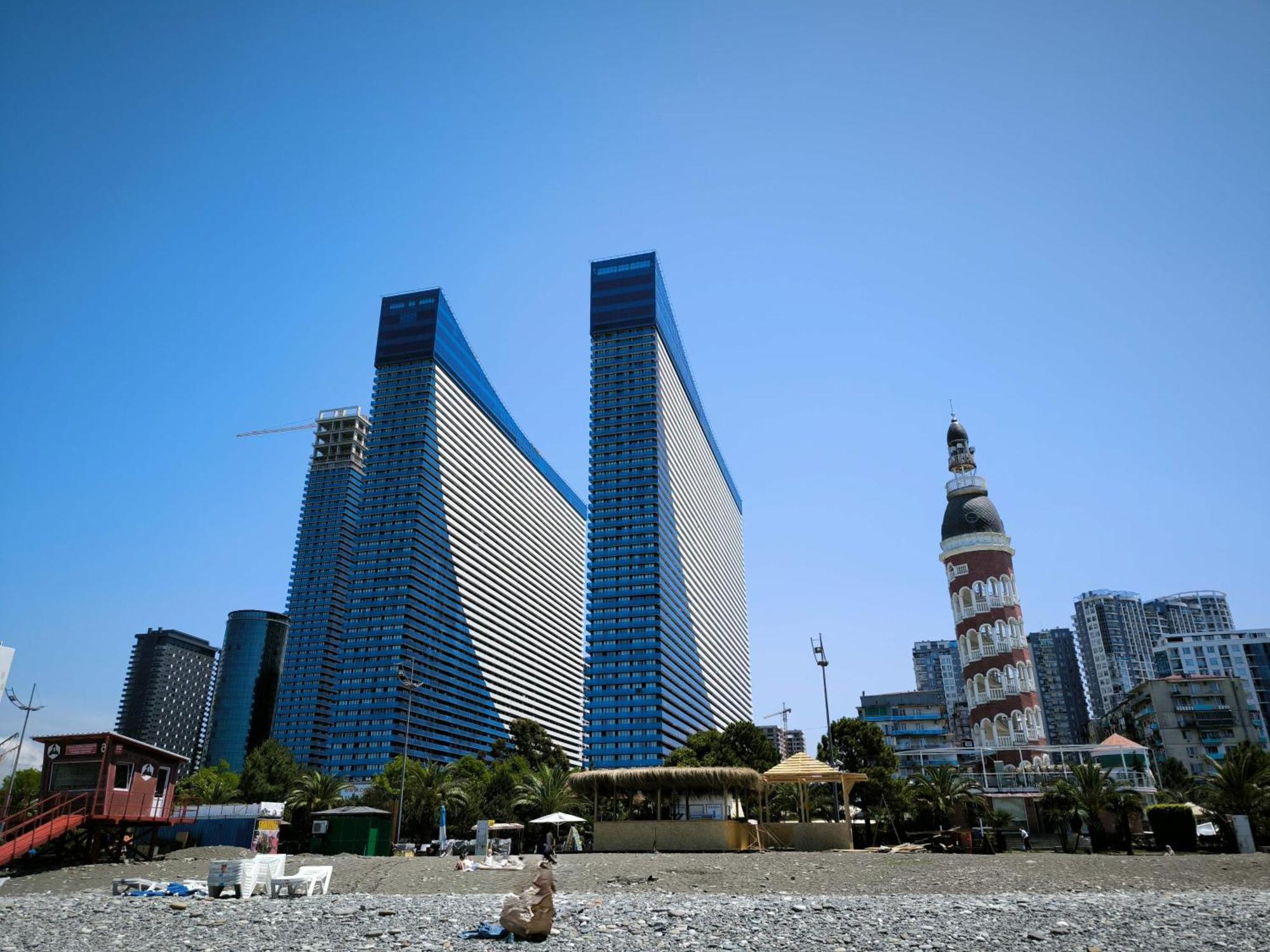 Orbi City Sun Tower 43 Floor Batumi Eksteriør bilde